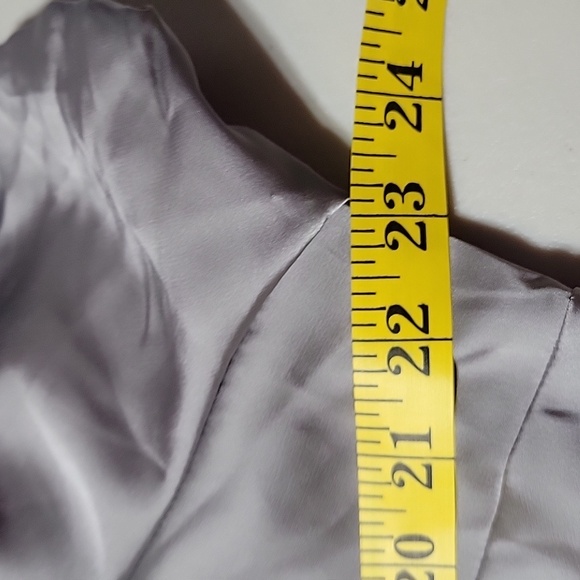 Torrid Women's Silver Silky Puff Sleeve V-neck Gathered Waist Top Sz 1x Classy - Picture 6 of 8